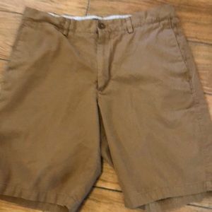 Banana Republic Emerson Short Size 36 